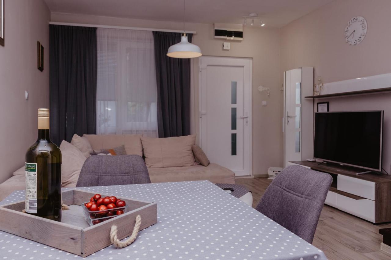 Apartment Tea Split Ngoại thất bức ảnh